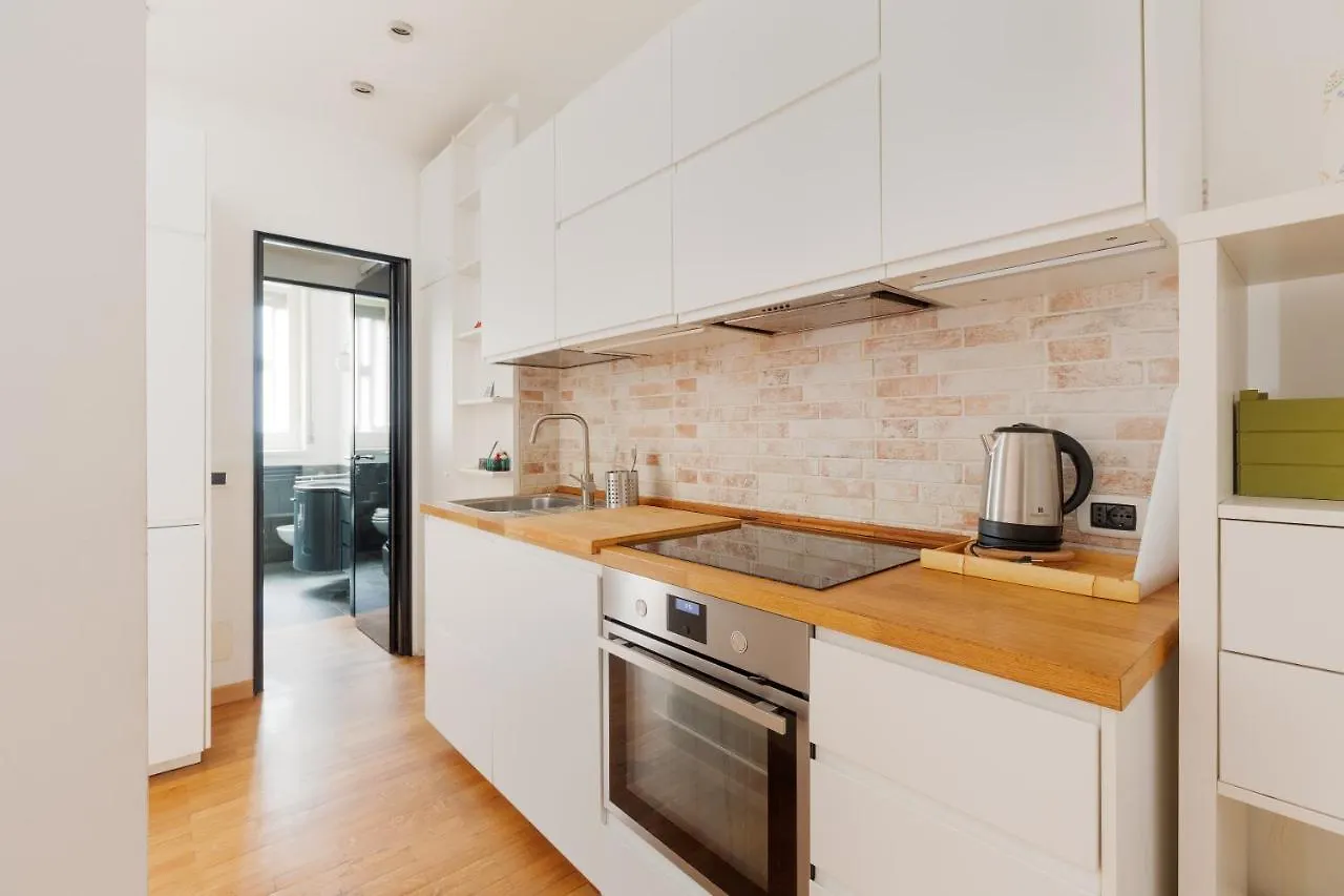 Buonarroti Bright Apartment Milánó